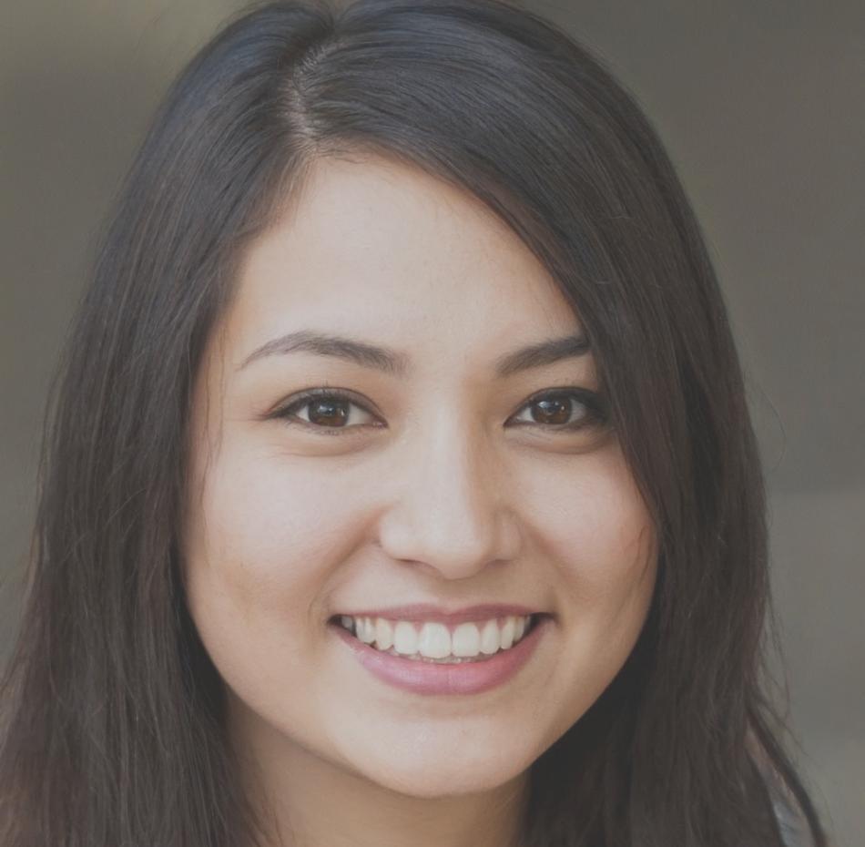 Элени Маврудис — главный аналитик